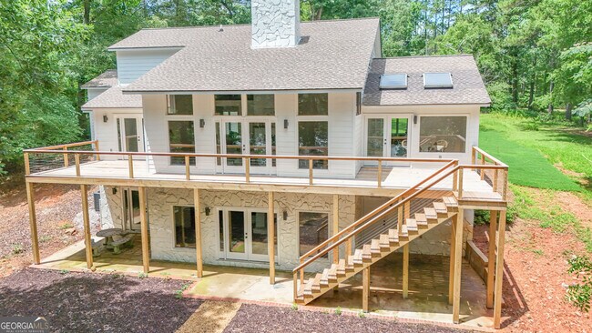 Building Photo - 212 Southland Dr