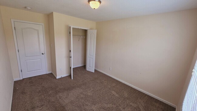 Building Photo - Wonderful 3BR, 2BA in Carolina Plantations