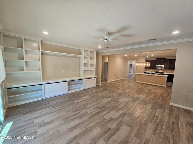 Building Photo - 6864 Crosby Falls Dr