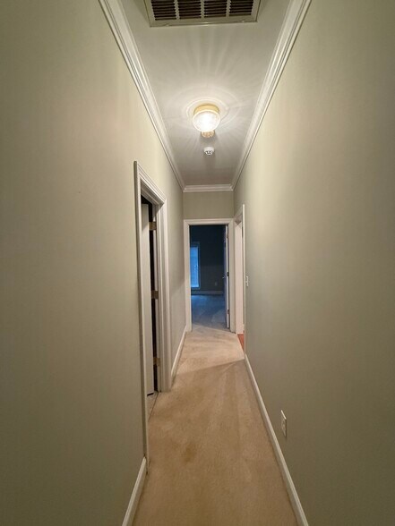 Building Photo - 2208 Anchoridge Ave