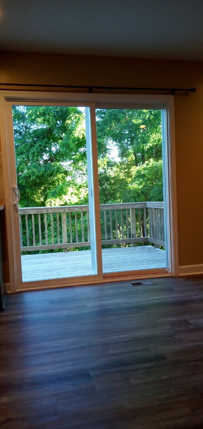 Building Photo - Modern Staunton Home with Attached Garage, Private Deck & Utilities Included