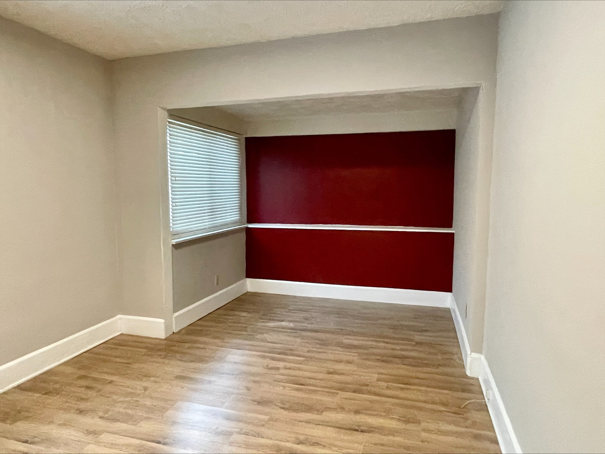 Building Photo - 995 Nevin St