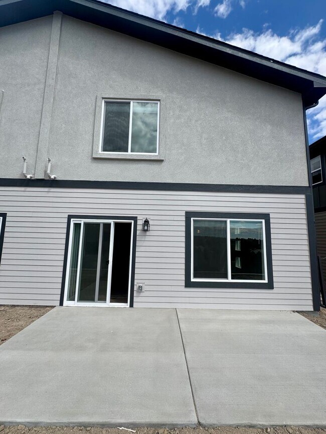 Building Photo - New Construction 3 Bedroom Townhome in University Park