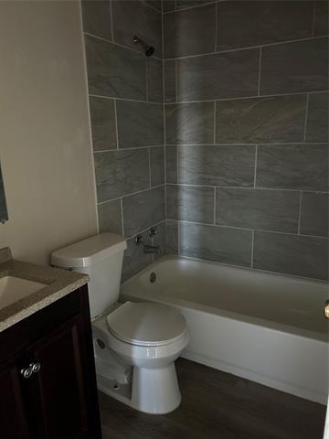 Building Photo - 1819 Pelican Oval W