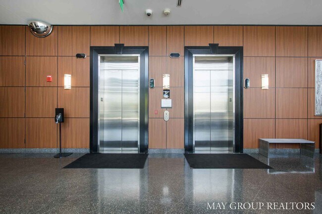 Building Photo - 335 Bridge St NW