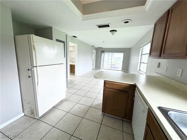 Building Photo - 1107 SE 46th Ln