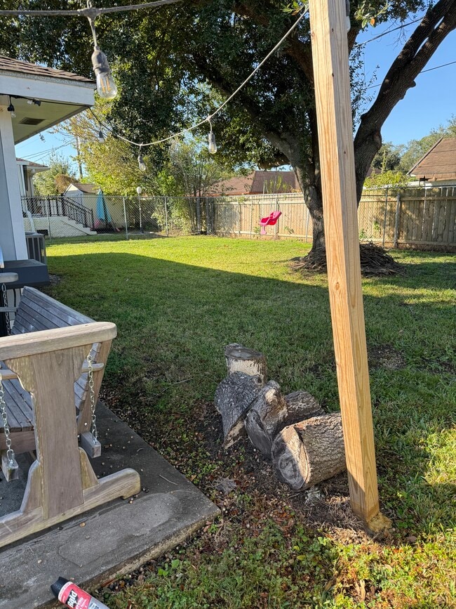 Building Photo - 204 Dale Ave