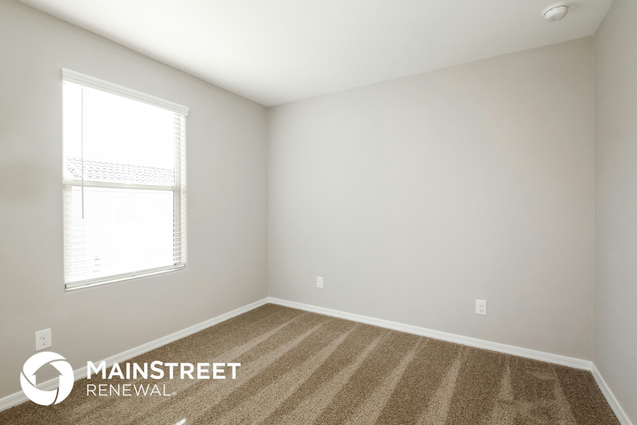 Building Photo - 3917 S 82nd Dr