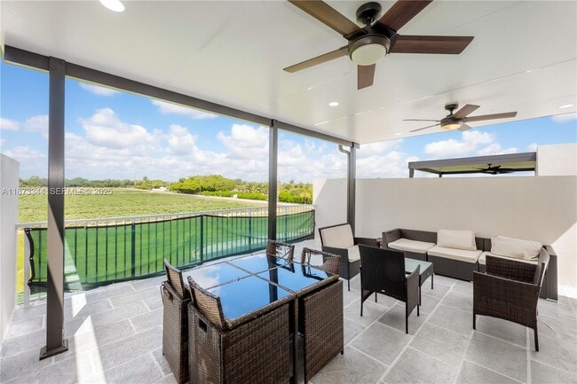 Building Photo - 25689 SW 144th Ave