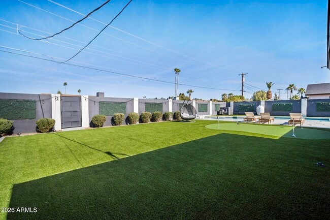 Building Photo - 8314 E Mariposa Dr