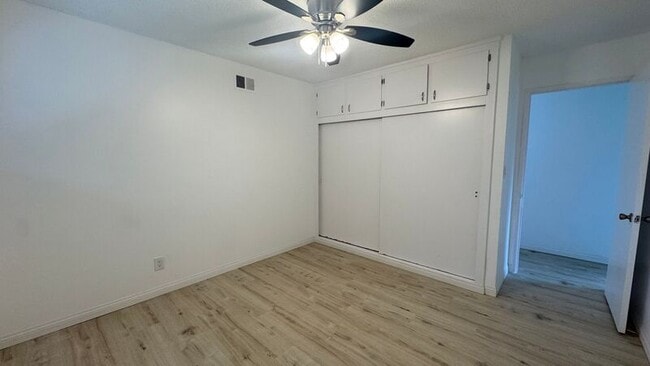 Building Photo - 10452 Ceres Ave