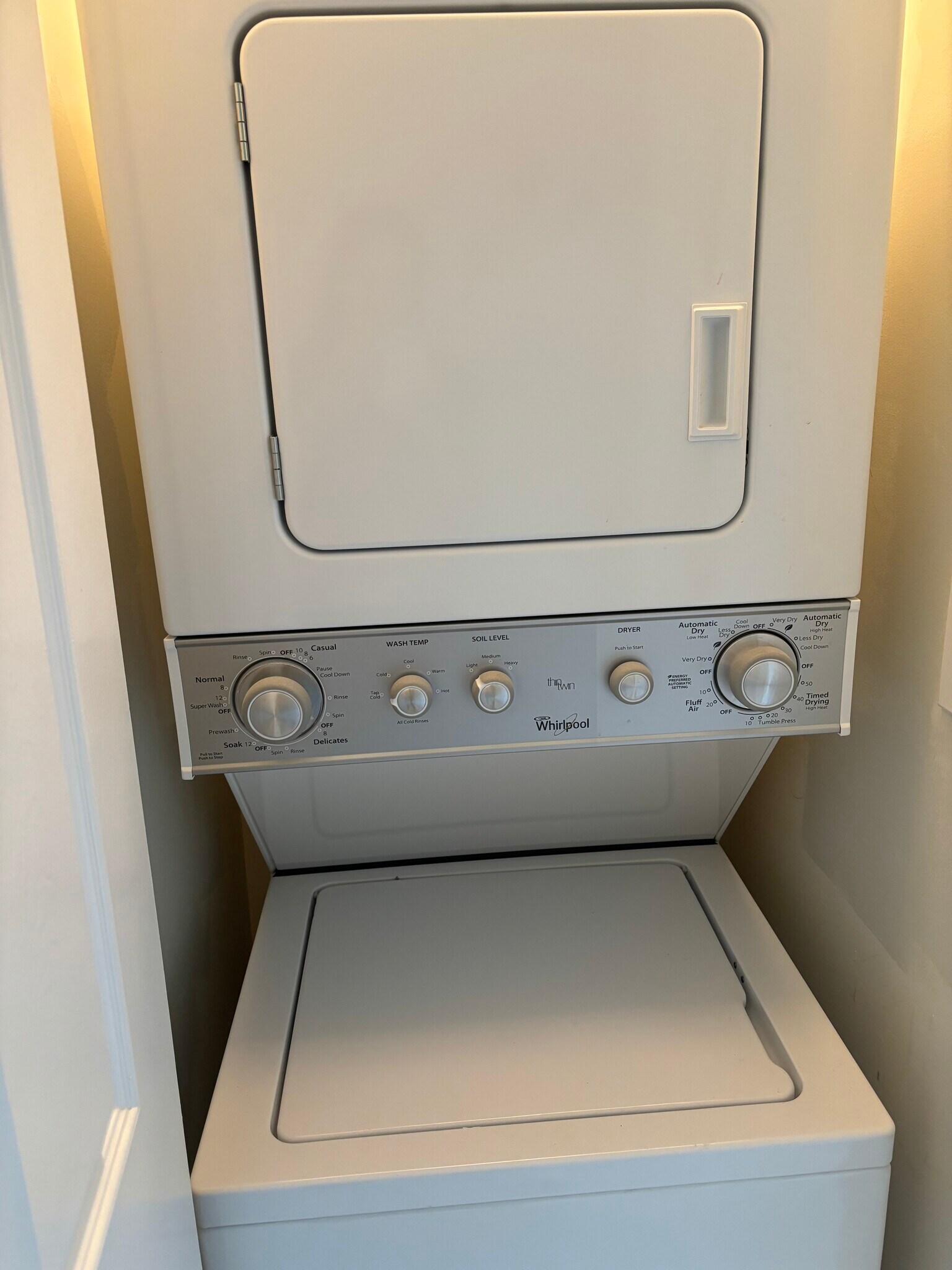 Building Photo - 1410 Whitney Ave