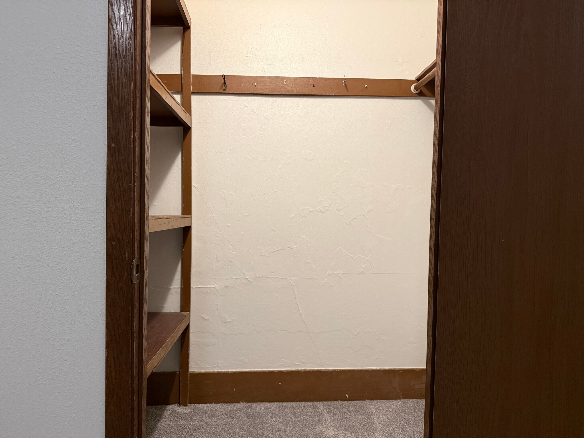 Bedroom 2 - Walk-in Closet - 1324 Bluff Ave