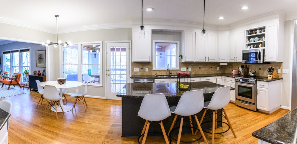 Building Photo - 211 Cates Farm Rd