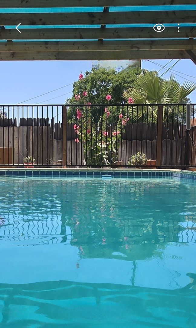 Building Photo - **NOVEMBER FREE** La Cresta Home with Pool