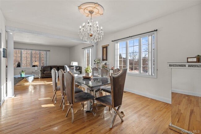 Building Photo - 17 Waring Dr