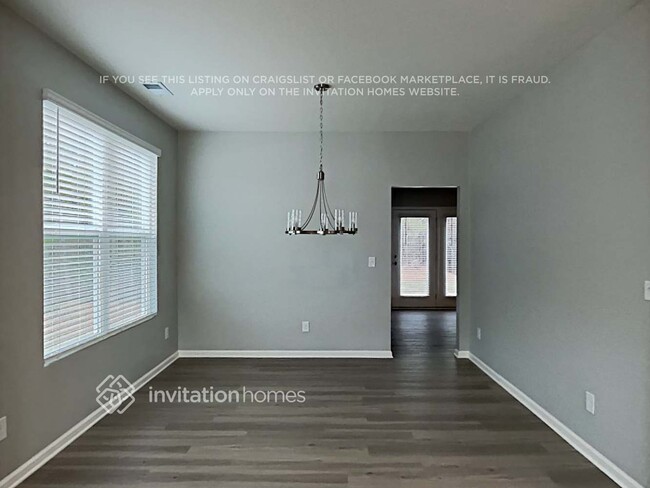Building Photo - 229 N Fortune Way