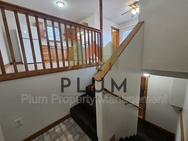 Building Photo - 929 S Johnson St