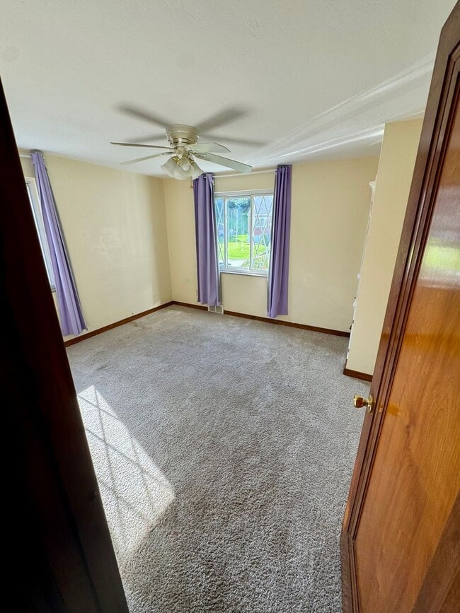 Building Photo - 1076 Thornwood Dr