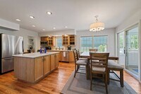 Building Photo - 1439 NY-9P