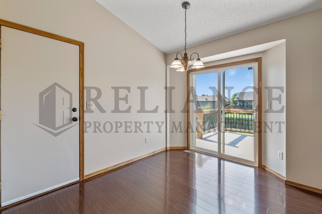 Building Photo - 1318 N Aksarben Ct