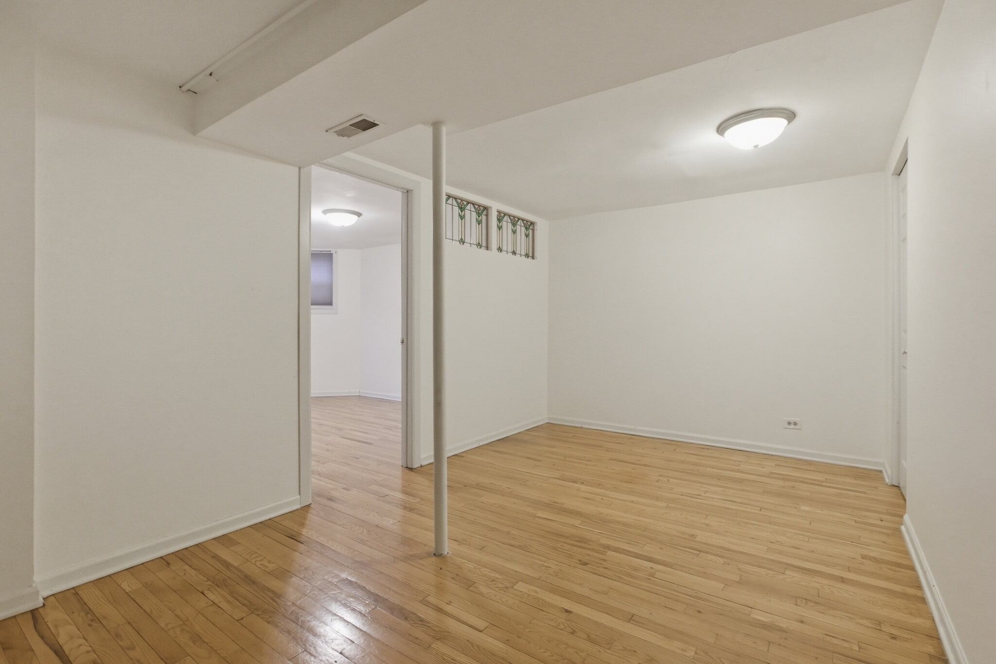 Building Photo - 5120 N Kenmore Ave