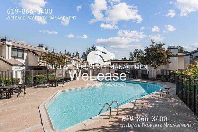 Building Photo - 450 W Vermont Ave