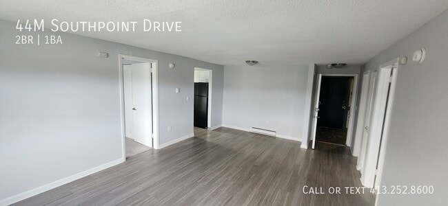 Building Photo - 44 Southpoint Dr