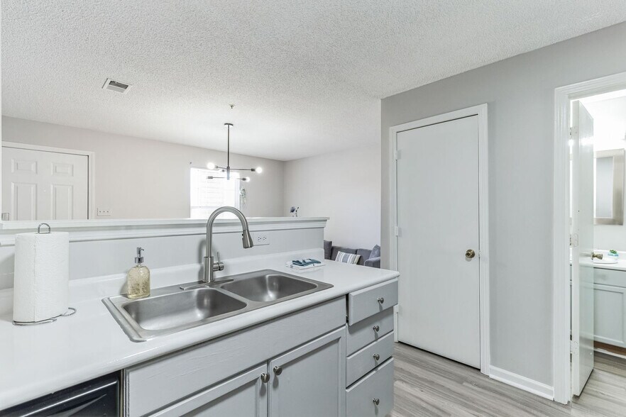 Building Photo - 3516 Carlson Bay Ct