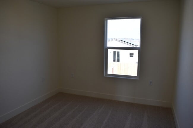 Building Photo - 4649 Jema Wy