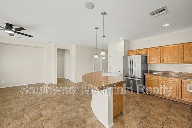 Building Photo - 4265 E Azalea Dr