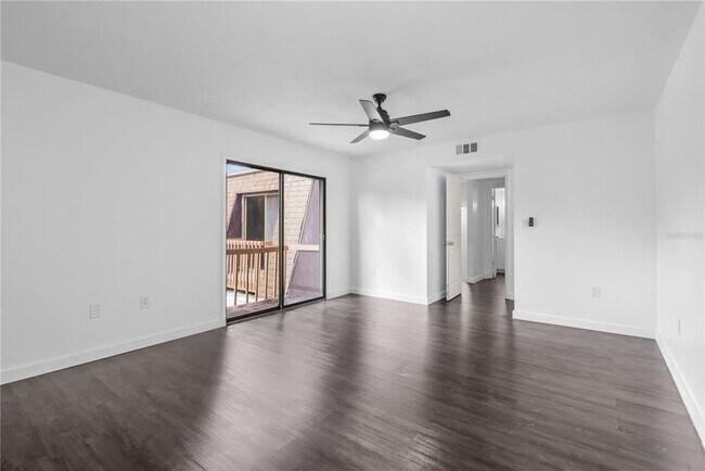 Building Photo - 401 Terrace Ct