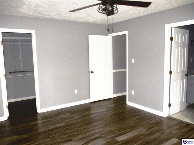 Building Photo - 609 Foxfire Rd