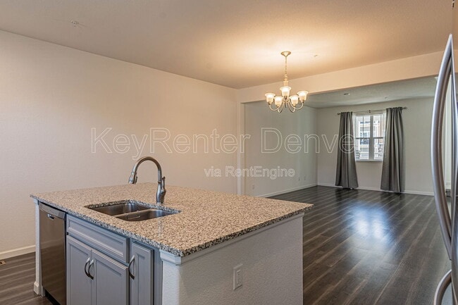 Building Photo - 5415 W 97th Ave