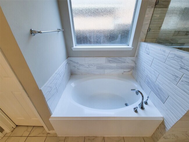 Building Photo - 31406 Capella Cir