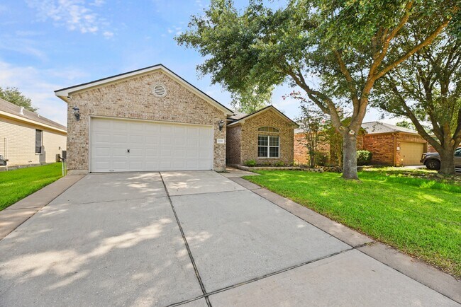 Building Photo - 32018 Anne Ln