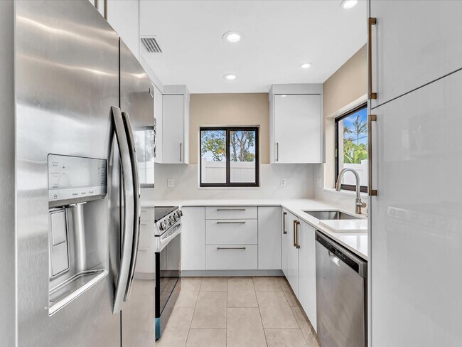 Building Photo - 5408 NE 3rd Ter.