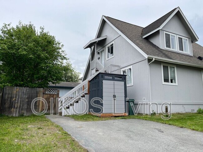 Building Photo - 2323 E 68th Ave