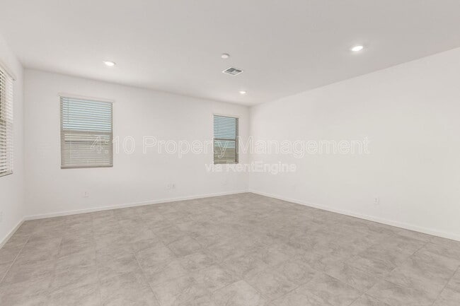 Building Photo - 35405 W Catalan St