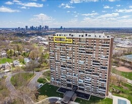 Building Photo - 1000 Urlin Ave