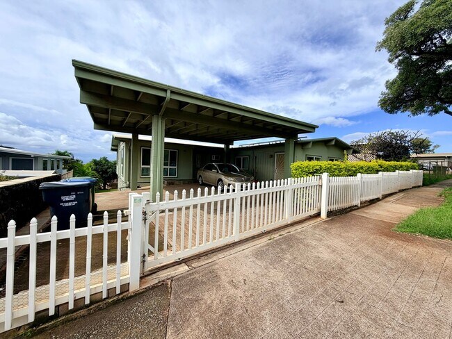 Building Photo - 92-708-708 Makakilo Dr