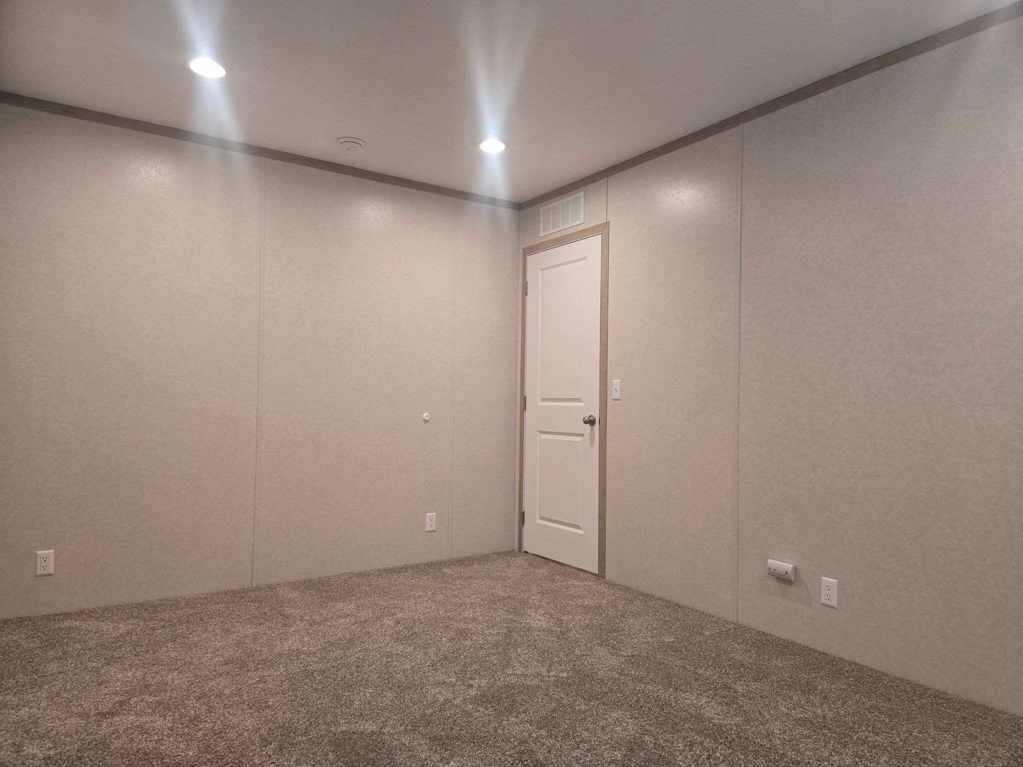 Building Photo - 52705 Van Buren Dr