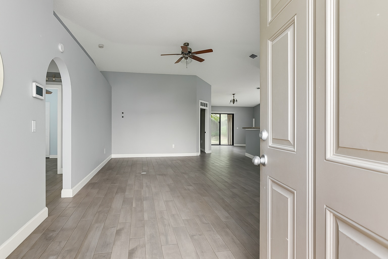 Building Photo - 5569 Lafayette Park Dr N