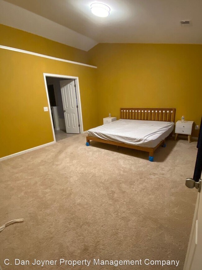 Building Photo - 3 br, 2.5 bath House - 312 Engelmann Lane