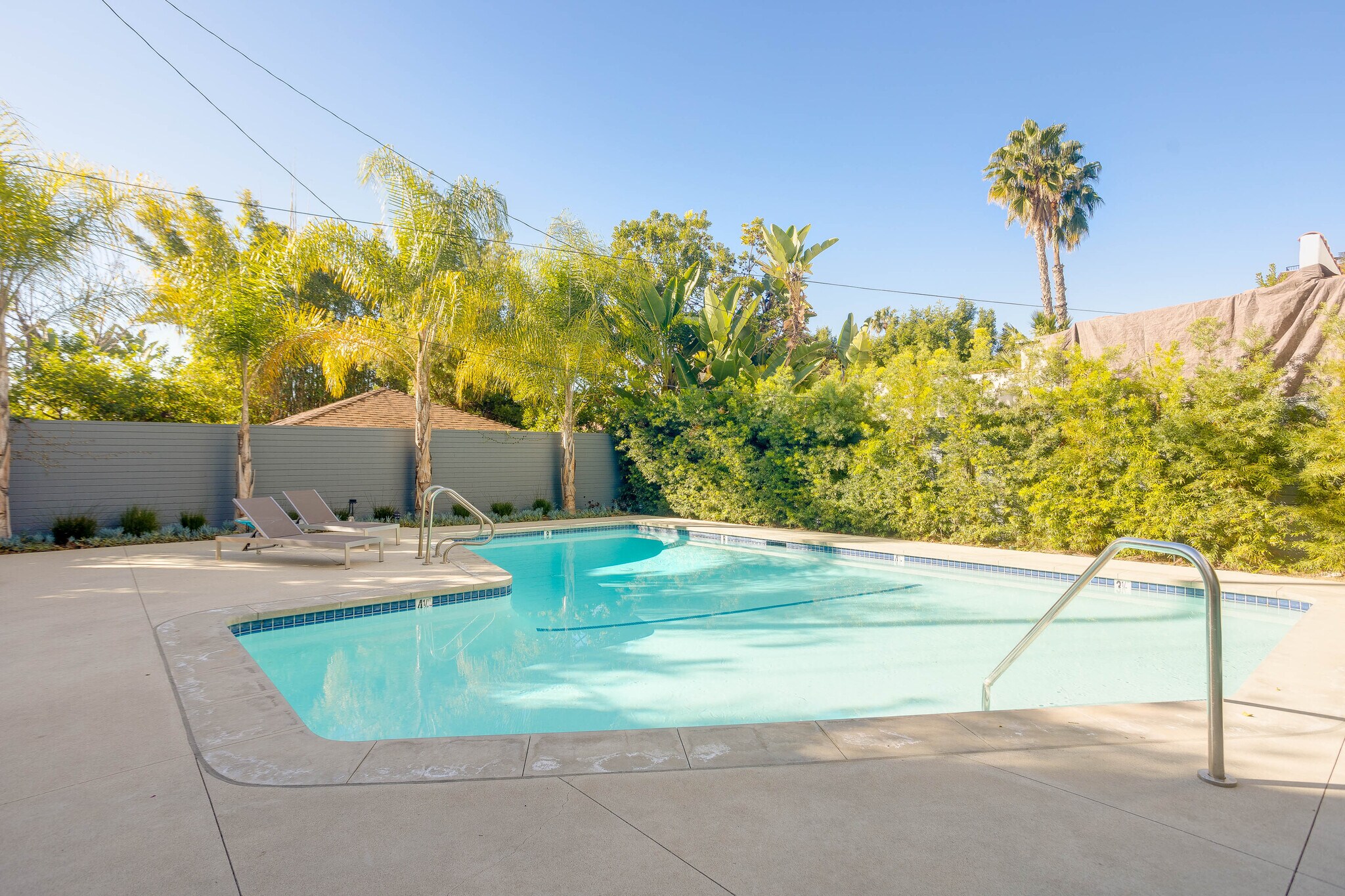 Community Pool - 7560 Hollywood Blvd