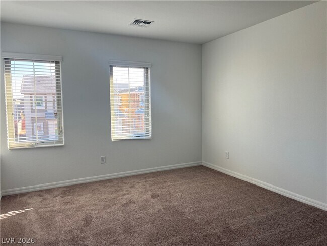 Building Photo - 6524 Twin Brks Ave