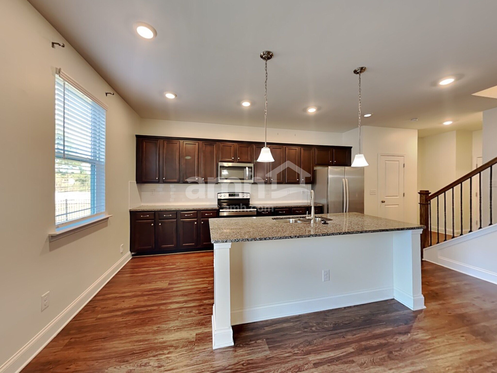 Building Photo - 1920 Brook Enclave Trail