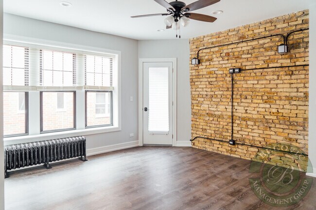 Building Photo - 6109 N Winthrop Ave