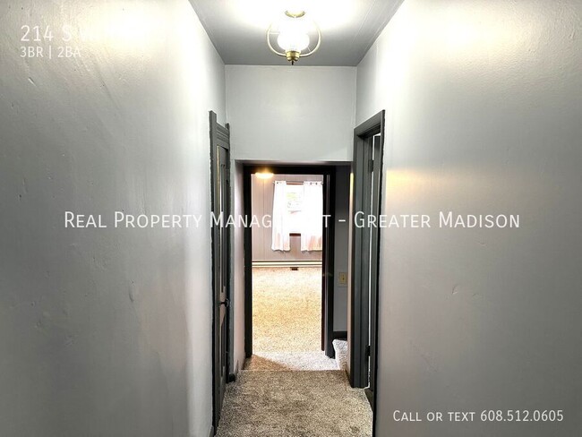 Building Photo - 214 S Whiton St