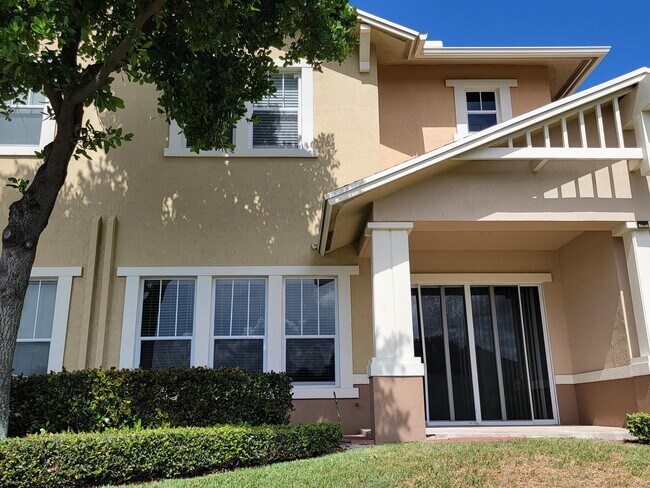 Building Photo - 685 Pacific Grove Dr